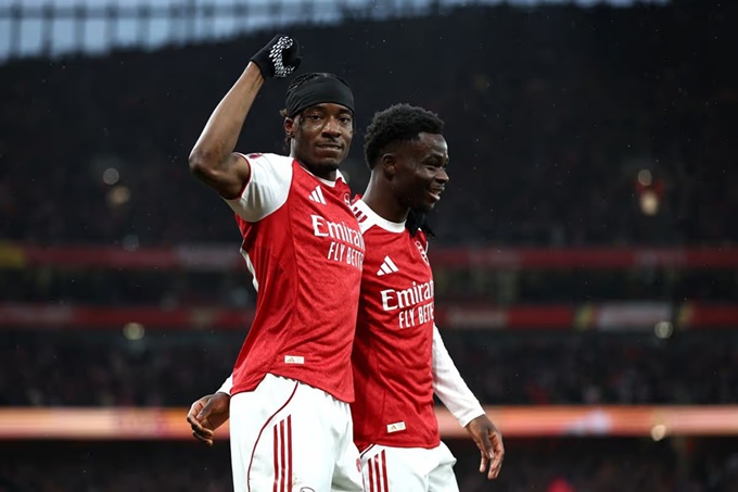 Coi chừng, Arsenal đang tiến hóa!