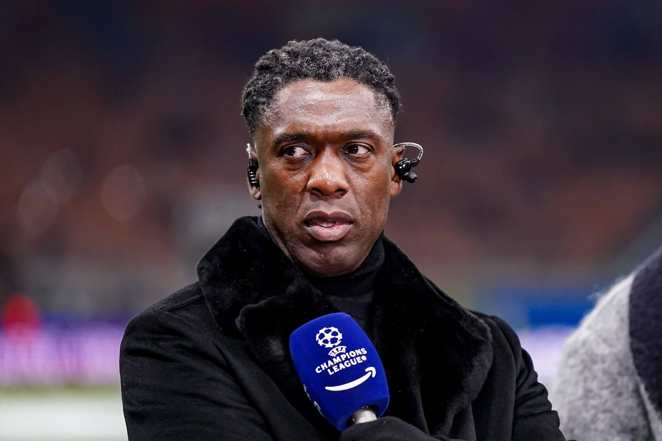 Seedorf nói Mourinho đã phạm một sai lầm lớn khi biện minh cho hành vi lăng mạ phân biệt chủng tộc