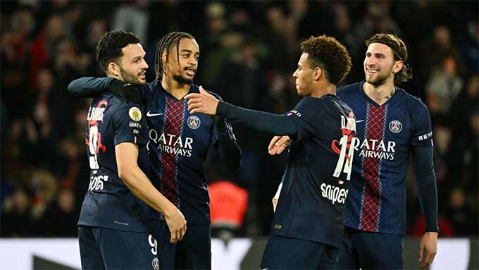 PSG đã trở lại ngôi đầu BXH