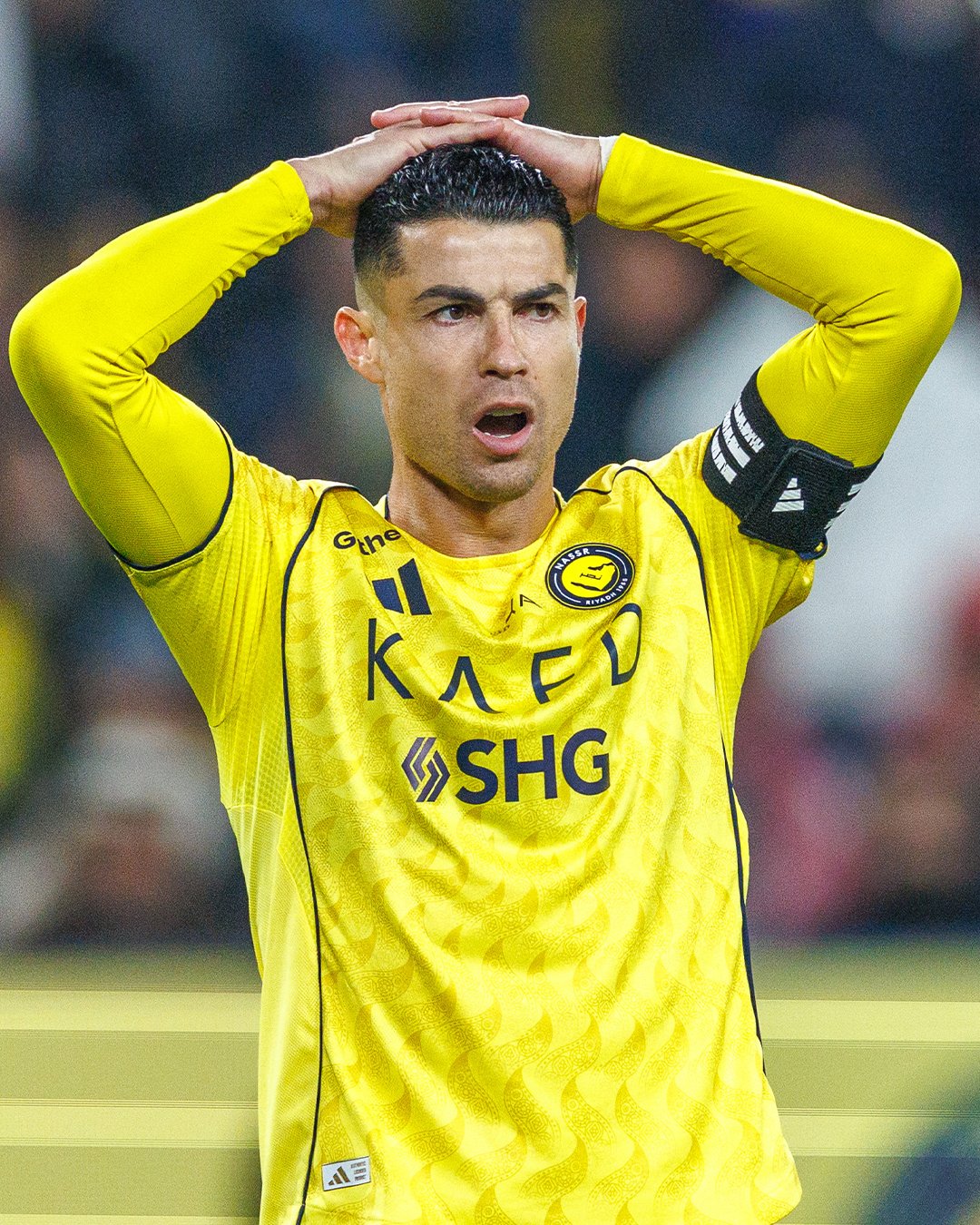 CĐV hi vọng Ronaldo và các ngôi sao bóng đá bình an