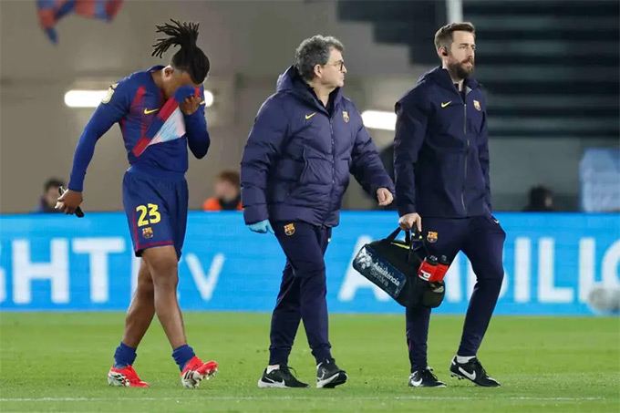 Barca thua đơn thiệt kép sau trận thắng Atletico Madrid