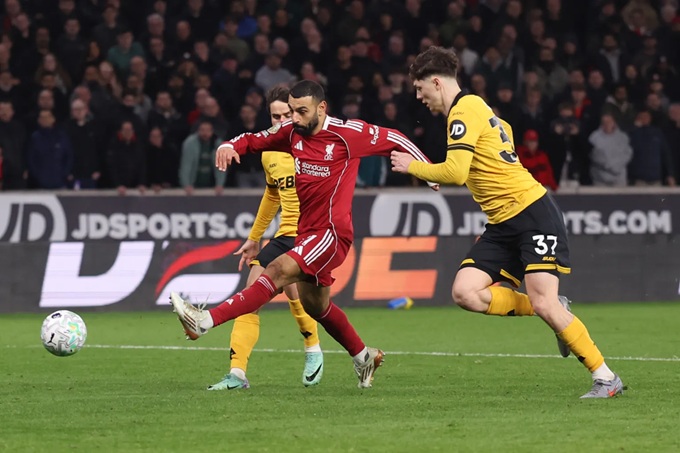 Salah đã không còn đủ sức kéo cả đoàn tàu Liverpool