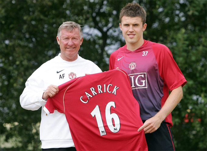 Sự thăng tiến vượt bậc là gia nhập MU của Sir Alex Ferguson