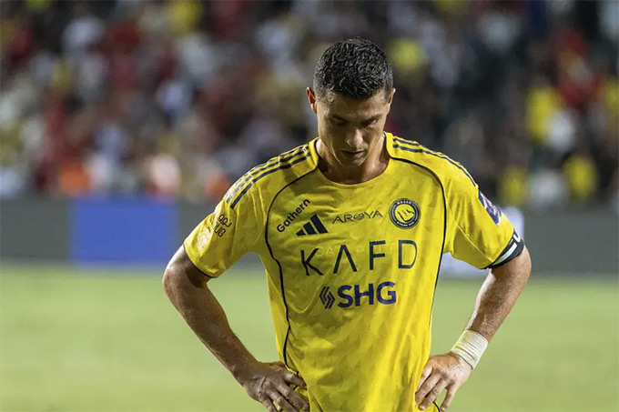 Chấn thương của Ronaldo nghiêm trọng hơn dự đoán ban đầu