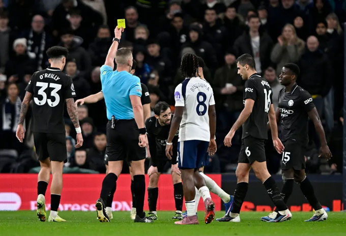 Rodri có phát biểu gay gắt về trọng T ở trận đấu với Tottenham