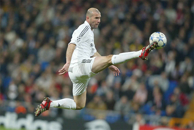 Định mệnh đưa Zizou trở thành huyền thoại của Real Madrid