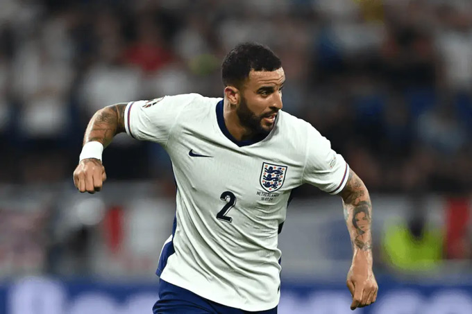 Kyle Walker giã từ đội tuyển Anh