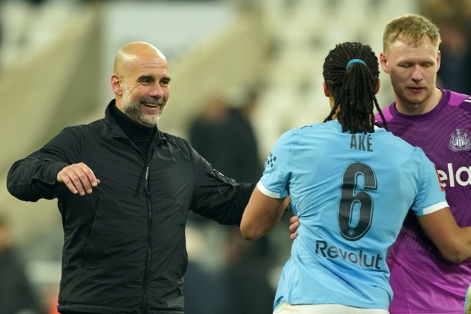 Pep thúc giục các học trò chơi một trận tưng bừng ở Bernabeu