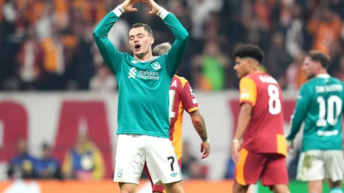 Liverpool để thua 0-1 trước Galatasaray ở lượt đi vòng 1/8 Champions League