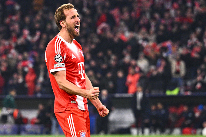 Harry Kane đang nhắm tới kỷ lục vĩ đại của Robert Lewandowski tại Bundesliga