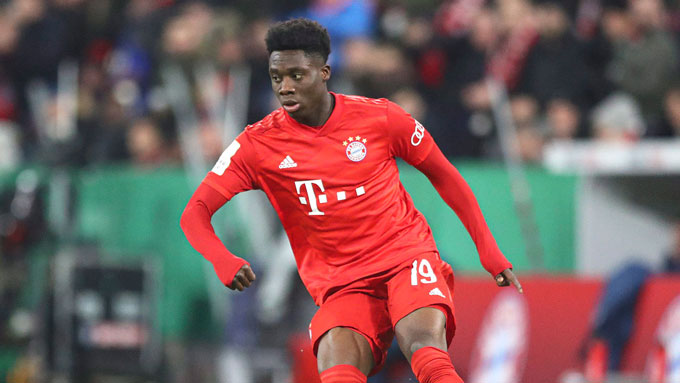 Alphonso Davies trong màu áo Bayern. Ảnh AP.