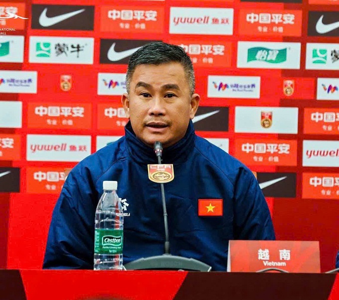 HLV Đinh Hồng Vinh
