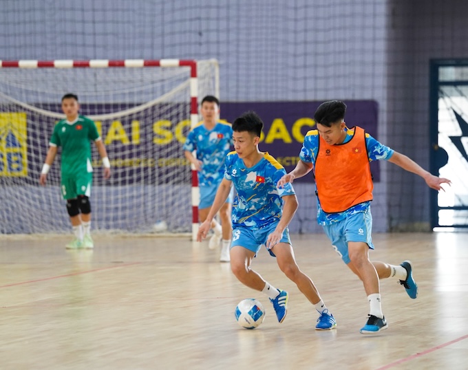 ĐT futsal Việt nam tập luyện chuẩn bị cho giải Đông Nam Á. Ảnh: CTV