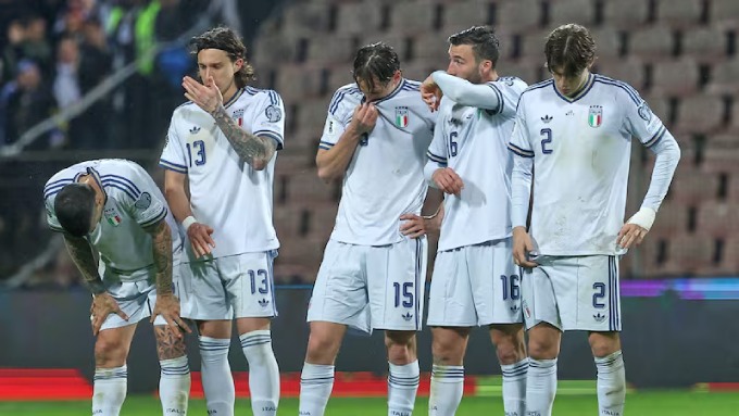 Người hâm mộ đã quá quen với hình ảnh này của ĐT Italia