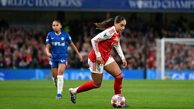 Arsenal ghi tên vào bán kết Champions League nữ