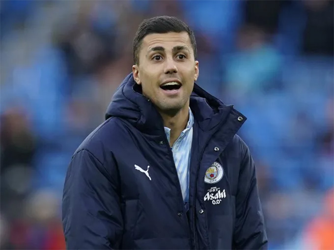 Man City lên kế hoạch gia hạn với Rodri