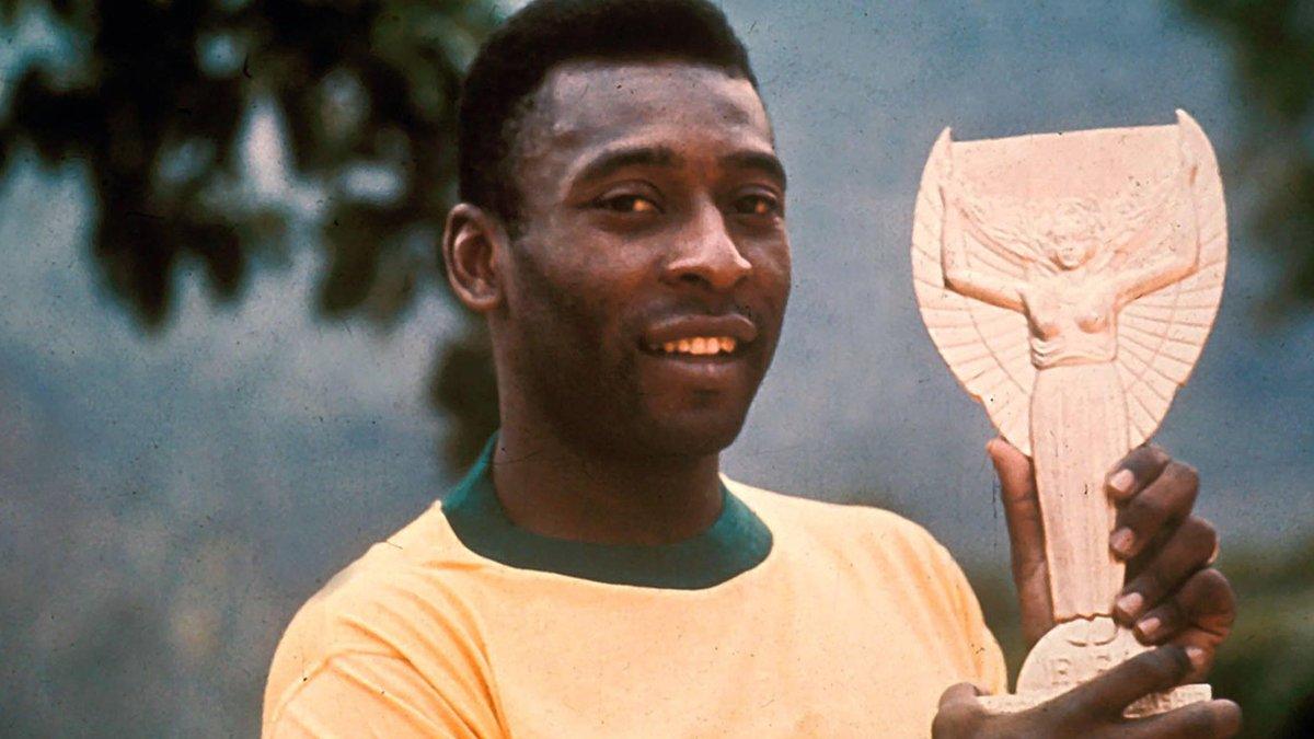 T năng và tên tuổi của Pele đã hiển lộ tại World Cup 1958, khi ông mới 17 tuổi