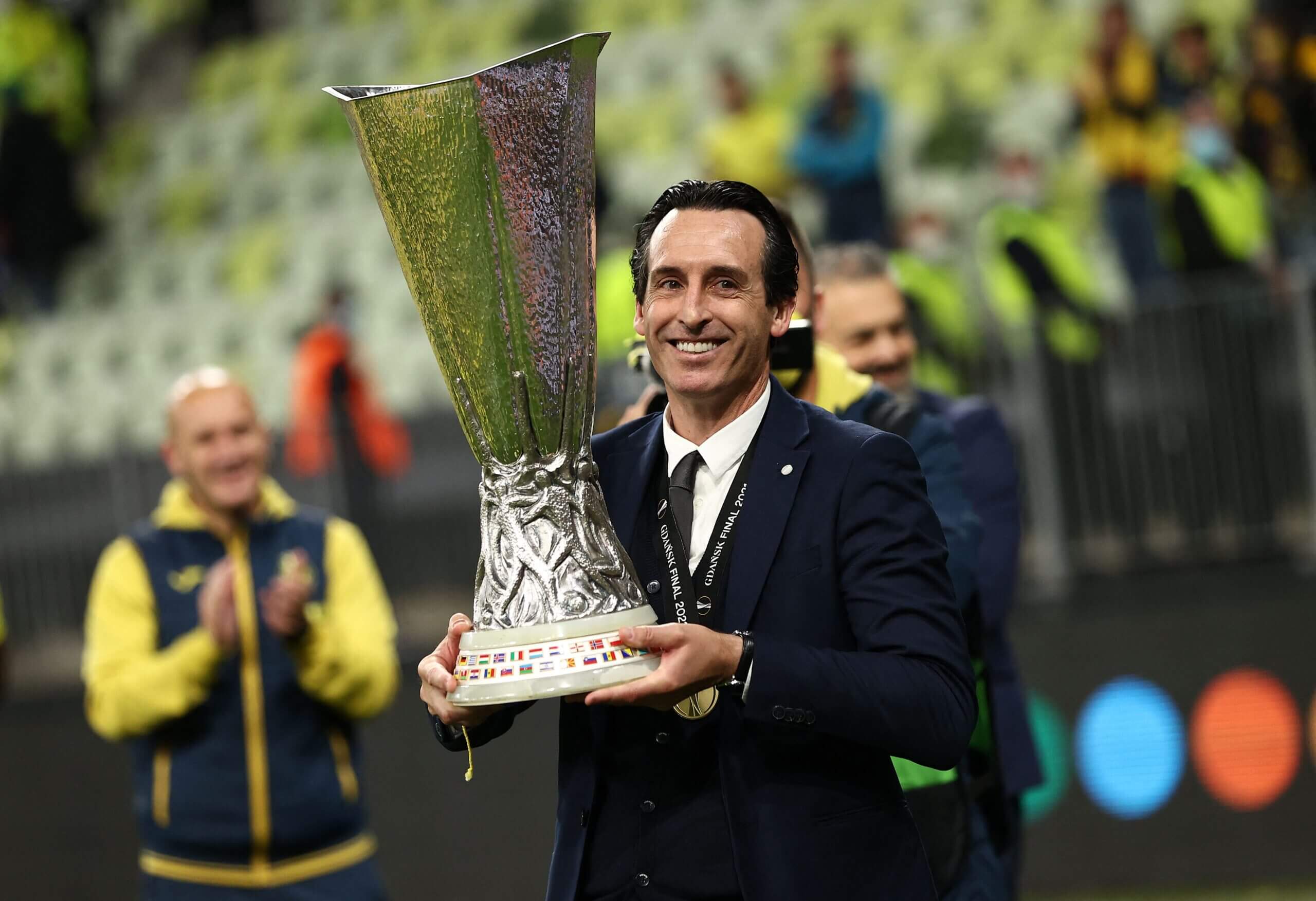 HLV Unai Emery đã 4 lần vô địch Europa League