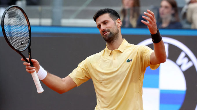 Djokovic khởi đầu tốt nhưng dần hụt hơi trước đối thủ trẻ tuổi. Ảnh: ATP