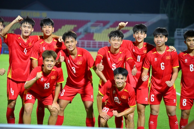 Các cầu thủ trẻ của HLV Cristiano Roland cần tiếp tục duy trì sự tập trung, khát khao để hướng tới tấm vé World Cup lịch sử - Ảnh: VFF
