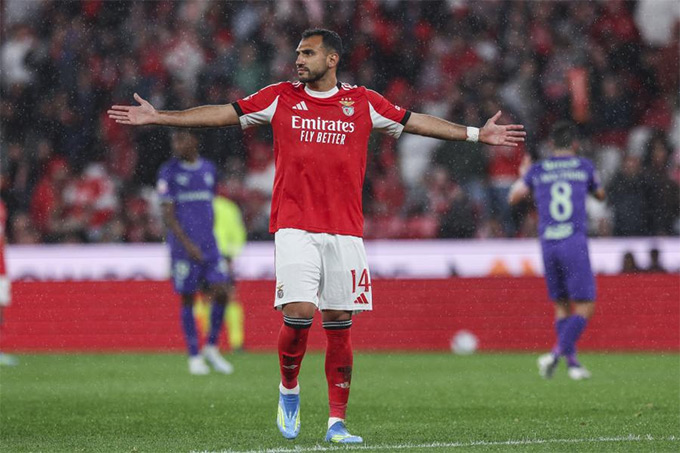 Benfica của Mourinho đang đứng trước viễn cảnh không được dự Champions League
