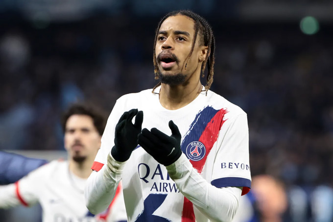 Arsenal đang sáng cửa chiêu mộ Barcola
