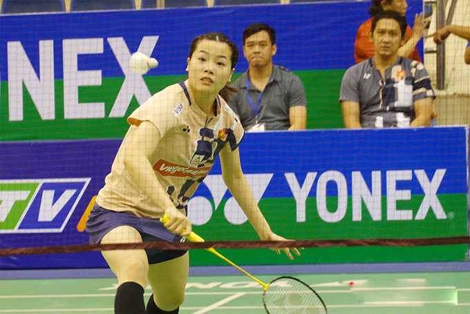 Thùy Linh xuất sắc cứu thành công 2 match-point để thắng trận ra quân