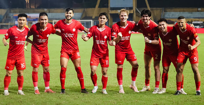 Đội bóng áo lính đang có lợi thế lớn trong cuộc đua ngôi á quân V.League 2025/26