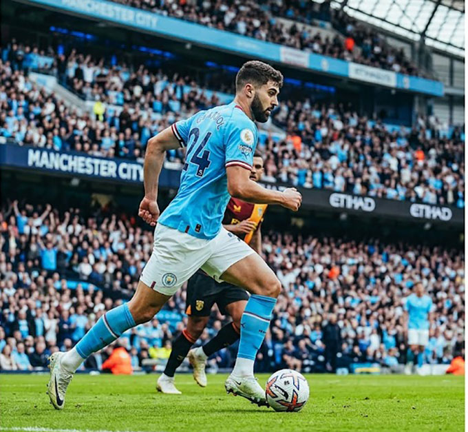 Gvardiol hiện còn hợp đồng với Man City đến năm 2028