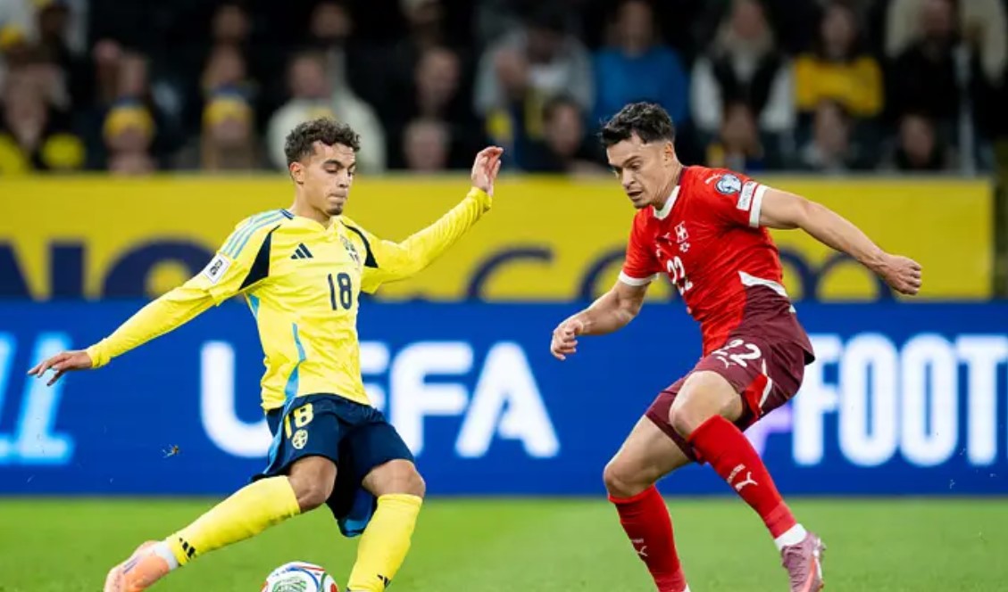 Nhật định phạt góc Thụy Sĩ vs Australia, 2h00 ngày 7/6 - Ảnh 1
