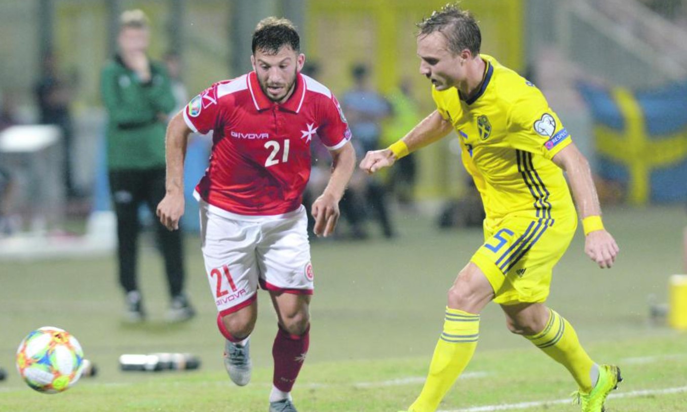 Nhật định phạt góc Thụy Điển vs Tunisia, 9h00 ngày 15/6 - Ảnh 1