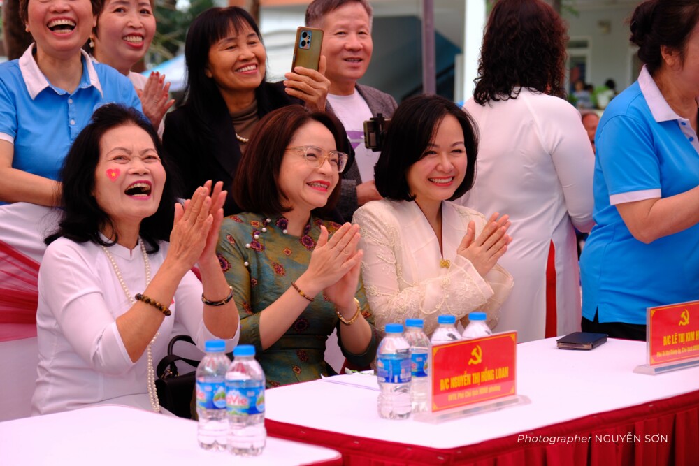 Phụ nữ phường Kim Liên: GIỎI VIỆC NƯỚC – ĐẢM VIỆC NHÀ 5