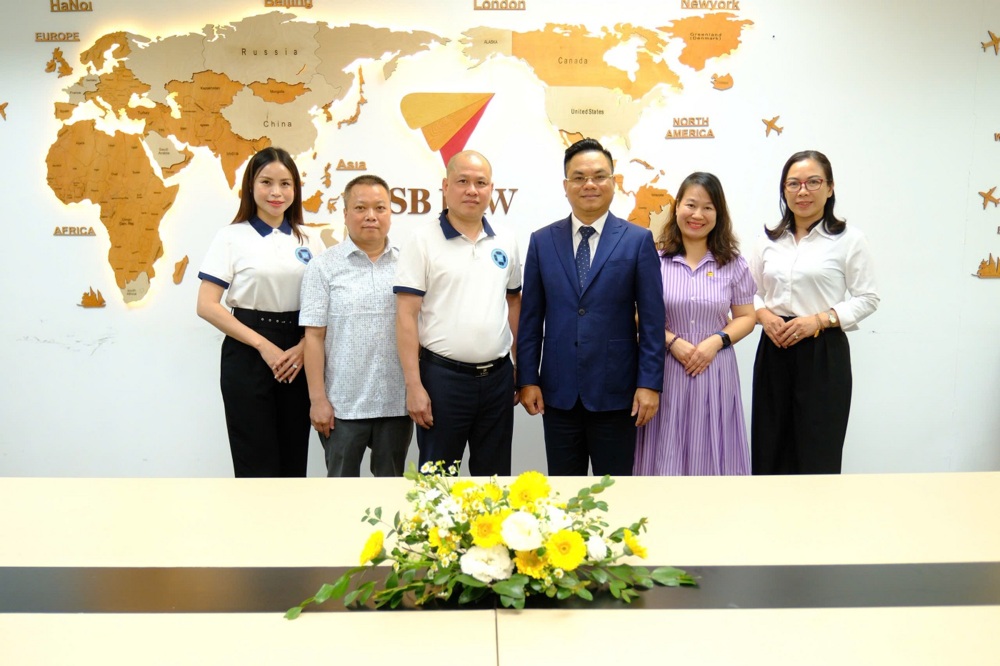 Tạp chí Doanh nghiệp và Thương hiệu nông thôn ký kết hợp tác cùng Công ty Luật TNHH SB Law 7